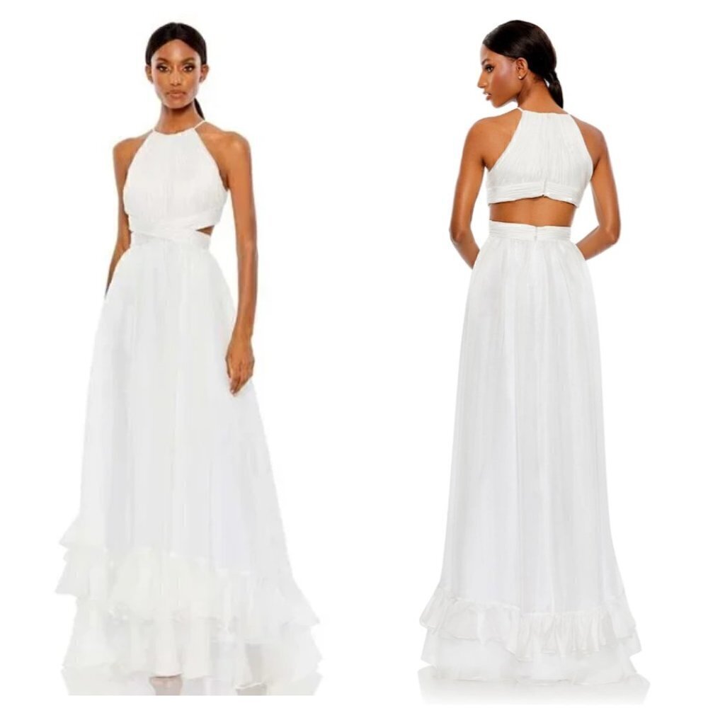 MAC DUGGAL Pleated Cutout Halter Neck Gown in White Size US 4